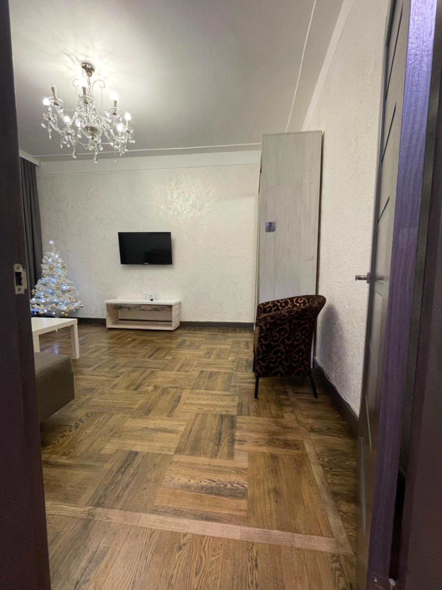 Apartment On Soborna 101 วินนิตซา ภายนอก รูปภาพ