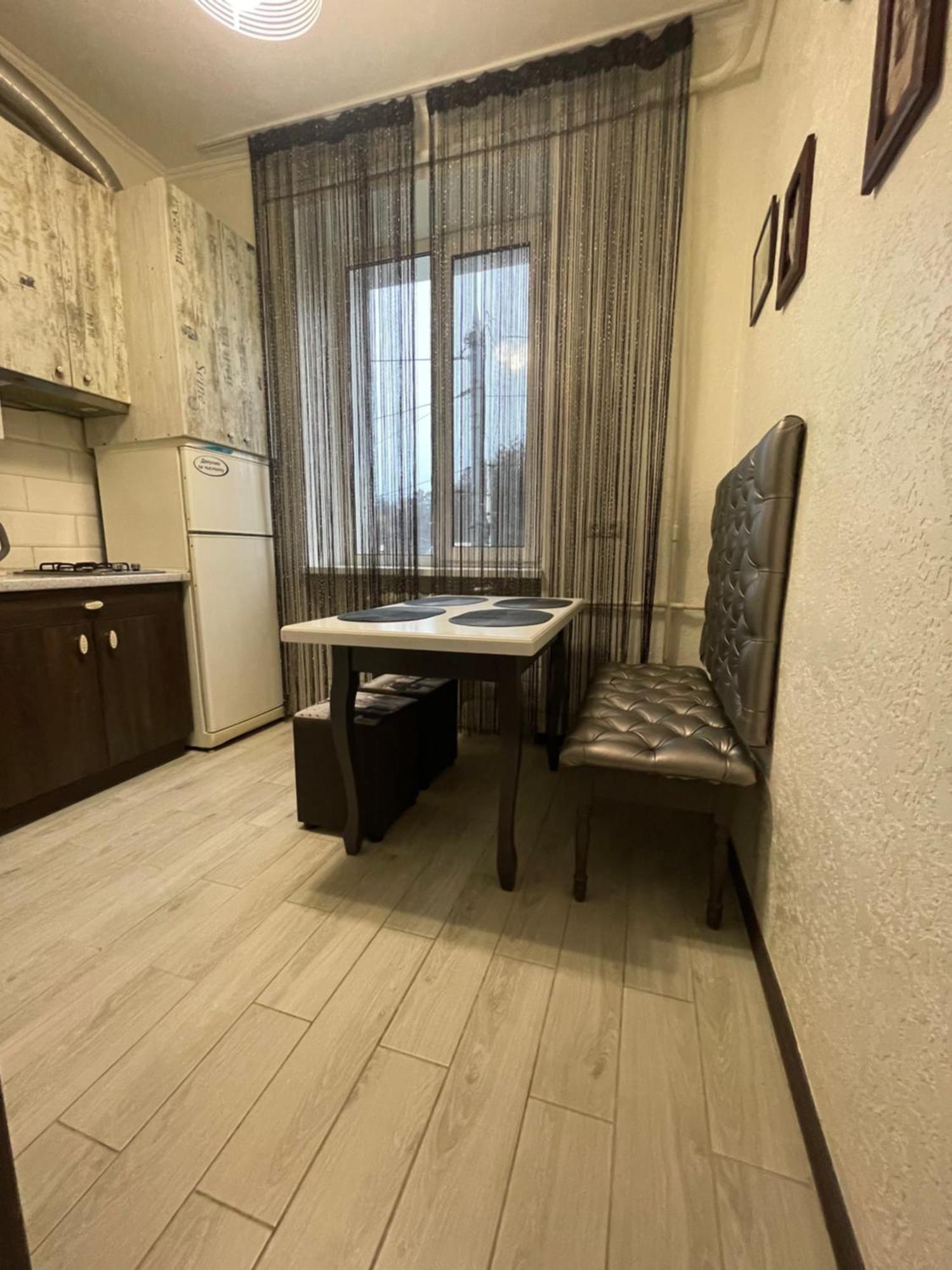 Apartment On Soborna 101 วินนิตซา ภายนอก รูปภาพ