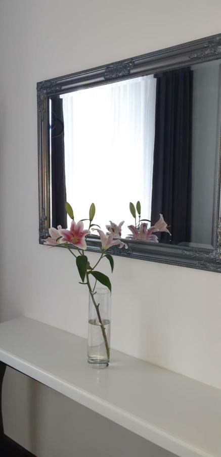 Apartment On Soborna 101 วินนิตซา ภายนอก รูปภาพ